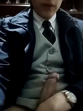 Carriata larry online show from December 2025 04:50:02 AM