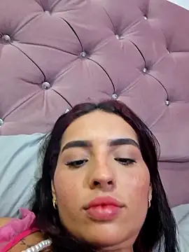 Snapshot of lunalust_64 chatting on October 2025 07:24:02 PM lunalust 64 online show from October 2025 07:24:02 PM