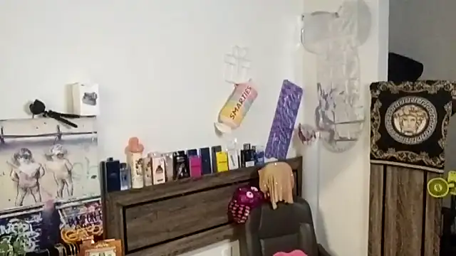 alphacloudGod online show from November 2025 01:42:02 AM