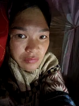 Snapshot of chipu06 chatting on November 2025 01:03:02 PM chipu06 online show from November 2025 01:03:02 PM