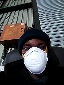 loVbRo1 online show from November 2025 06:45:01 PM