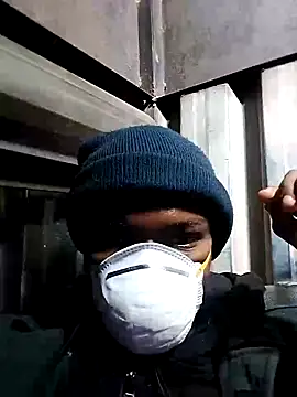 loVbRo1 online show from November 2025 07:03:01 PM