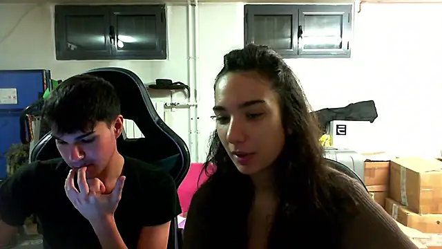 babymelisaaa online show from October 2025 04:18:01 PM