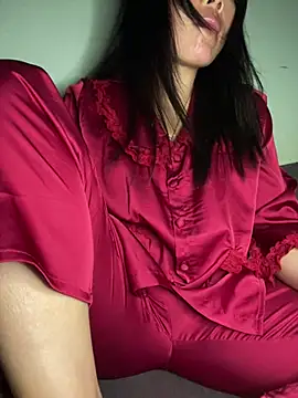 Winny-sexy online show from March 2026 01:45:02 PM