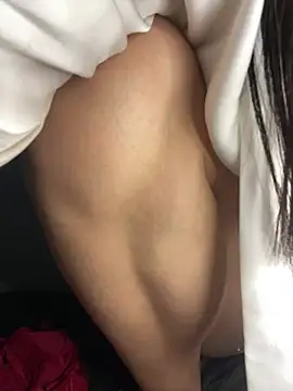 Winny-sexy online show from March 2026 01:18:01 PM