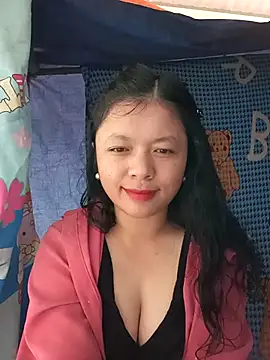 Snapshot of lisa-bae00 chatting on December 2025 03:27:02 AM lisa-bae00 online show from December 2025 03:27:02 AM