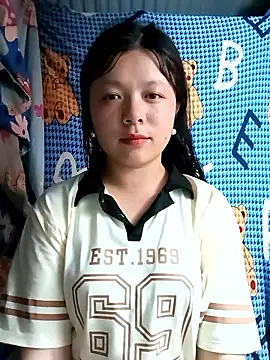 Snapshot of lisa-bae00 chatting on May 2026 12:13:02 PM lisa-bae00 online show from May 2026 12:13:02 PM