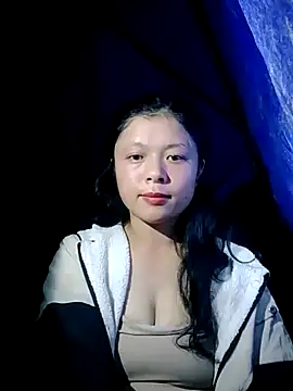 Snapshot of lisa-bae00 chatting on November 2025 10:30:01 AM lisa-bae00 online show from November 2025 10:30:01 AM