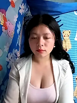 lisa-bae00 online show from February 2026 11:49:01 PM