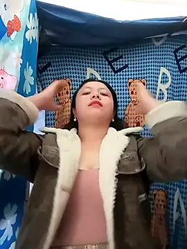 lisa-bae00 online show from February 2026 06:26:01 AM