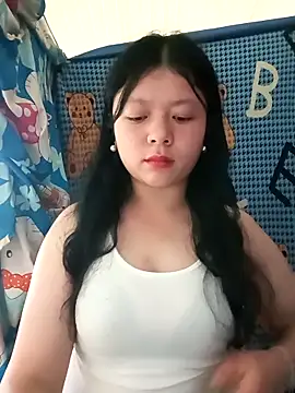 lisa-bae00 online show from April 2026 11:55:01 PM