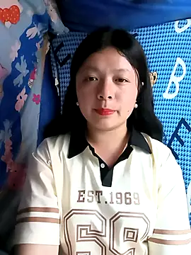 lisa-bae00 online show from March 2026 11:52:02 AM