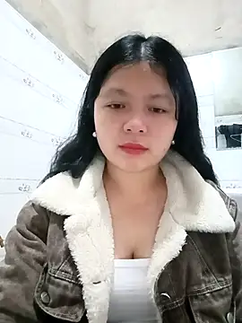 lisa-bae00 online show from March 2026 12:09:01 PM