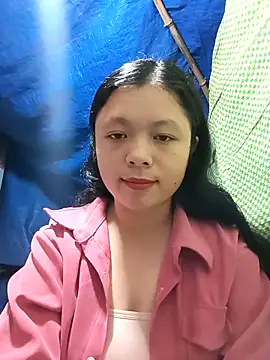 Snapshot of lisa-bae00 chatting on November 2025 12:19:02 PM lisa-bae00 online show from November 2025 12:19:02 PM