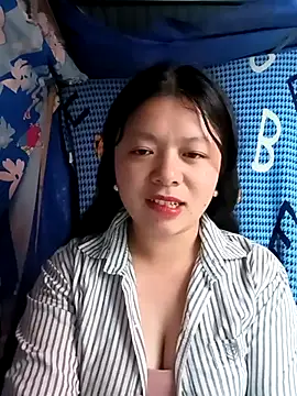 lisa-bae00 online show from March 2026 12:20:01 PM