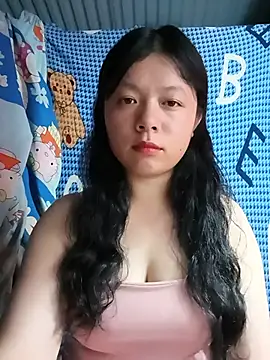 Snapshot of lisa-bae00 chatting on July 2026 01:17:01 PM lisa-bae00 online show from July 2026 01:17:01 PM