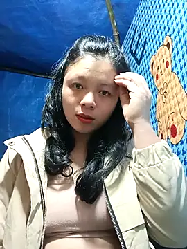 Snapshot of lisa-bae00 chatting on November 2025 11:53:01 AM lisa-bae00 online show from November 2025 11:53:01 AM