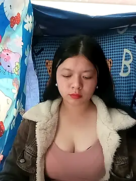 lisa-bae00 online show from February 2026 03:36:02 AM