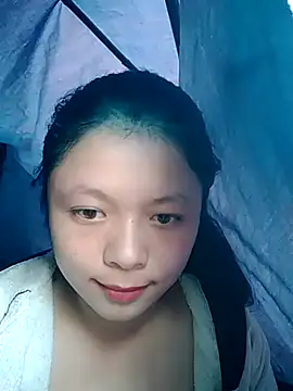 Snapshot of lisa-bae00 chatting on October 2025 10:05:02 AM lisa-bae00 online show from October 2025 10:05:02 AM