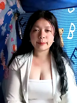 lisa-bae00 online show from March 2026 01:11:02 PM