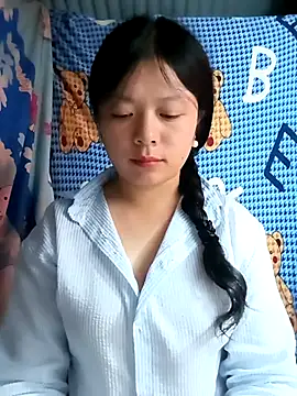 Snapshot of lisa-bae00 chatting on June 2026 01:53:01 PM lisa-bae00 online show from June 2026 01:53:01 PM