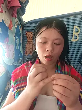 lisa-bae00 online show from April 2026 05:46:01 AM