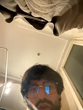 Snapshot of Paapii1098 chatting on November 2025 03:56:01 AM Paapii1098 online show from November 2025 03:56:01 AM