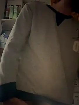 Snapshot of Paapii1098 chatting on November 2025 04:29:02 AM Paapii1098 online show from November 2025 04:29:02 AM