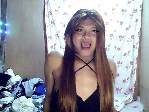 Snapshot of MsDesire5314 chatting on December 2025 06:12:01 PM MsDesire5314 online show from December 2025 06:12:01 PM