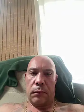 gitanoMad online show from November 2025 12:54:01 PM