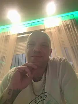 gitanoMad online show from February 2026 10:39:01 PM