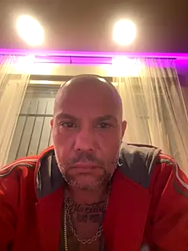 gitanoMad online show from November 2025 11:30:02 PM