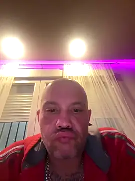 gitanoMad online show from December 2025 01:16:02 AM