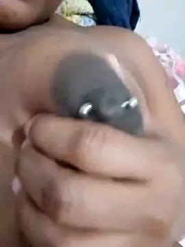 Jennyy31 online show from November 2025 04:56:01 PM