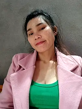 Snapshot of Bear_bear0 chatting on November 2025 01:06:01 AM Bear bear0 online show from November 2025 01:06:01 AM