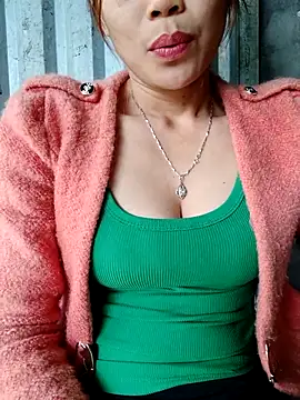 Snapshot of Bear_bear0 chatting on November 2025 12:28:02 AM Bear bear0 online show from November 2025 12:28:02 AM