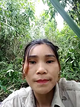 Snapshot of Bear_bear0 chatting on November 2025 07:35:01 AM Bear bear0 online show from November 2025 07:35:01 AM