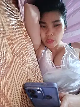 Snapshot of Bear_bear0 chatting on May 2026 10:52:02 PM Bear bear0 online show from May 2026 10:52:02 PM