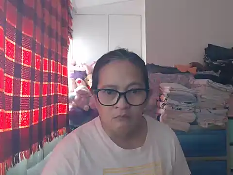 Kinkybela2025 online show from February 2026 12:34:02 AM