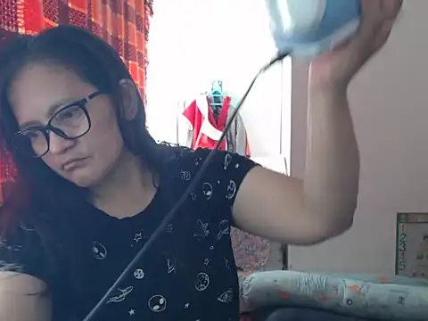 Kinkybela2025 online show from May 2026 12:53:02 AM