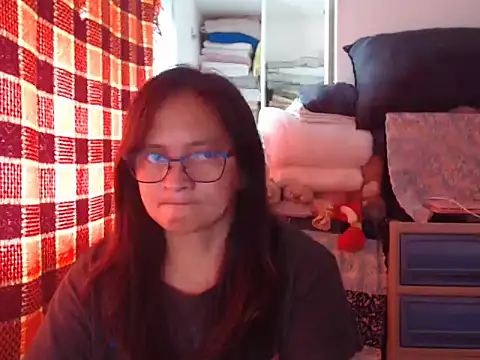 Kinkybela2025 online show from December 2025 12:33:01 AM