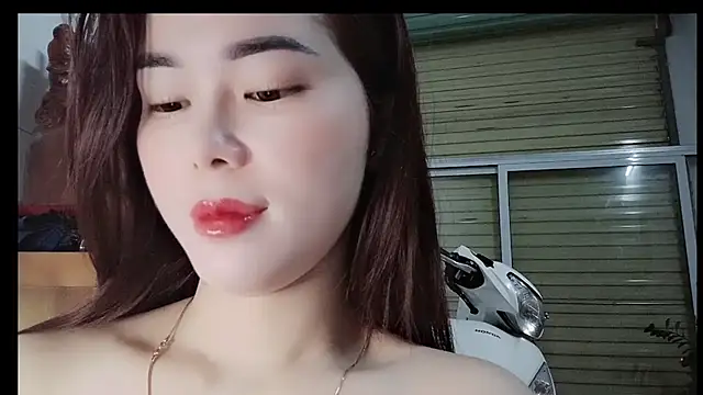 Family-Lovee online show from February 2026 10:17:01 PM