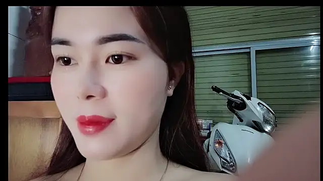 Family-Lovee online show from February 2026 10:12:02 PM