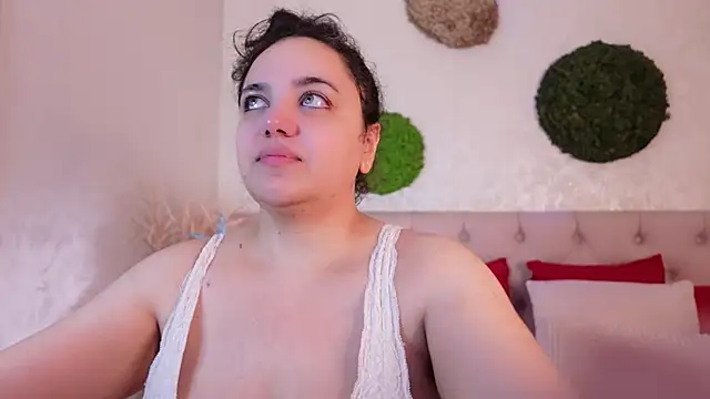 MoniqueJade online show from November 2025 06:55:02 PM