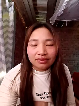 Snapshot of sowbibi chatting on November 2025 08:14:02 AM sowbibi online show from November 2025 08:14:02 AM