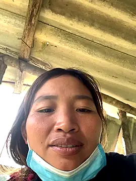 Snapshot of sowbibi chatting on October 2025 05:28:01 AM sowbibi online show from October 2025 05:28:01 AM