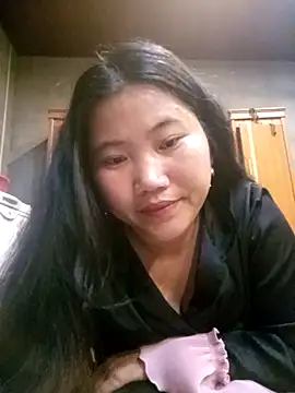 emlylin online show from October 2025 01:43:02 PM