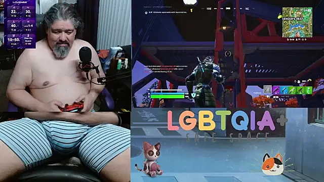 Snapshot of geekycastillo chatting on October 2025 03:40:02 AM geekycastillo online show from October 2025 03:40:02 AM