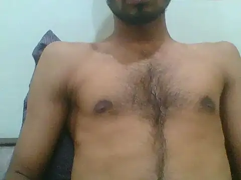 Snapshot of gentelmen_4 chatting on November 2025 07:39:01 PM gentelmen 4 online show from November 2025 07:39:01 PM