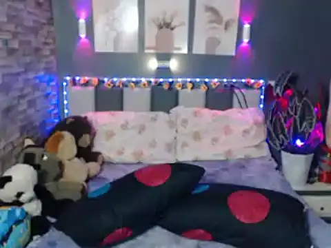 HotNathalie6900 online show from February 2026 07:19:01 AM